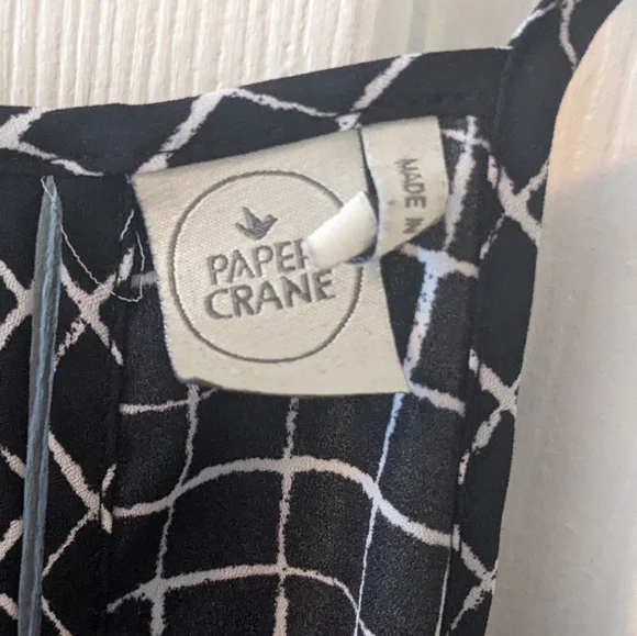 🌸 Sheer Strappy Top - Picture 4 of 6